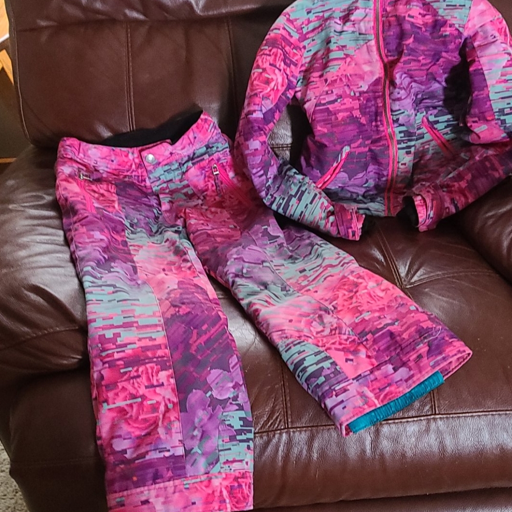 Obermeyer Ski Suit size small